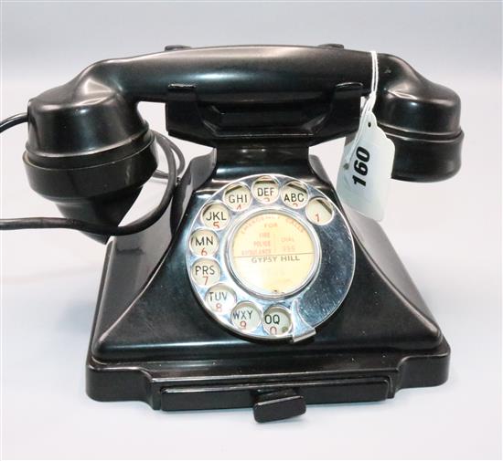 Series 200 Bakelite telephone